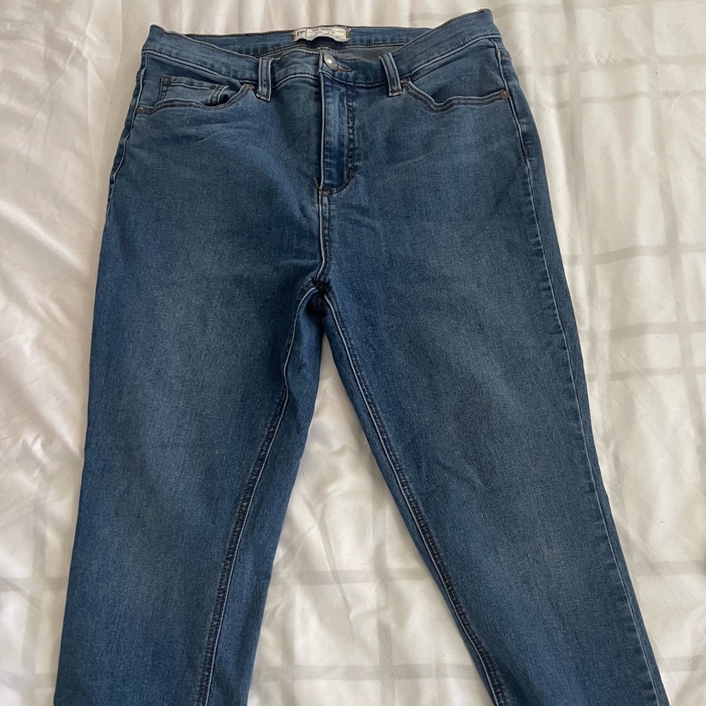 Women’s free people jeans size 31
